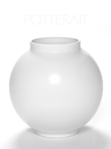 Potterait-Moon Jar 130.3+130.3cm Digital print on canvas.jpg